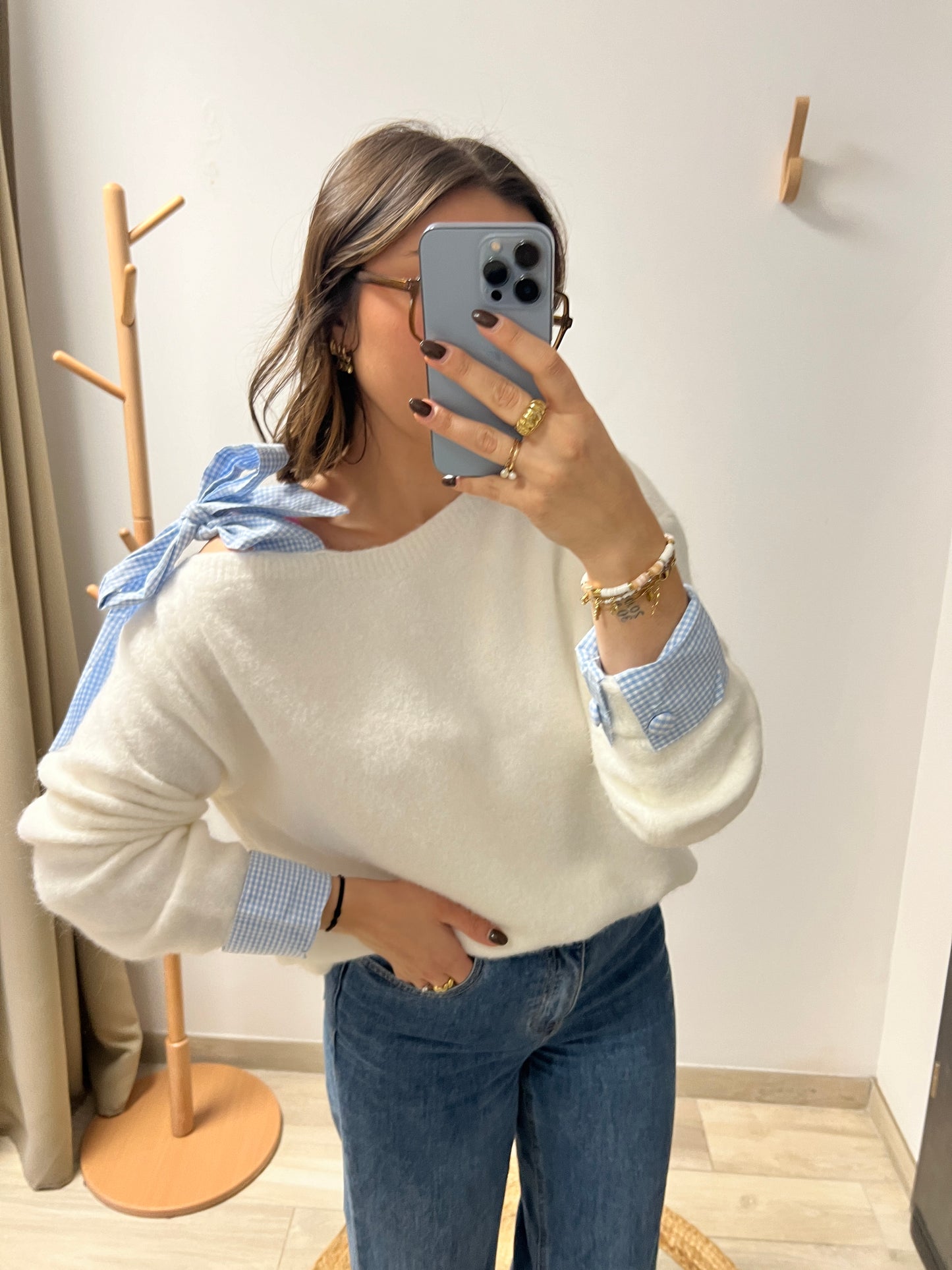 PULL ADELINE