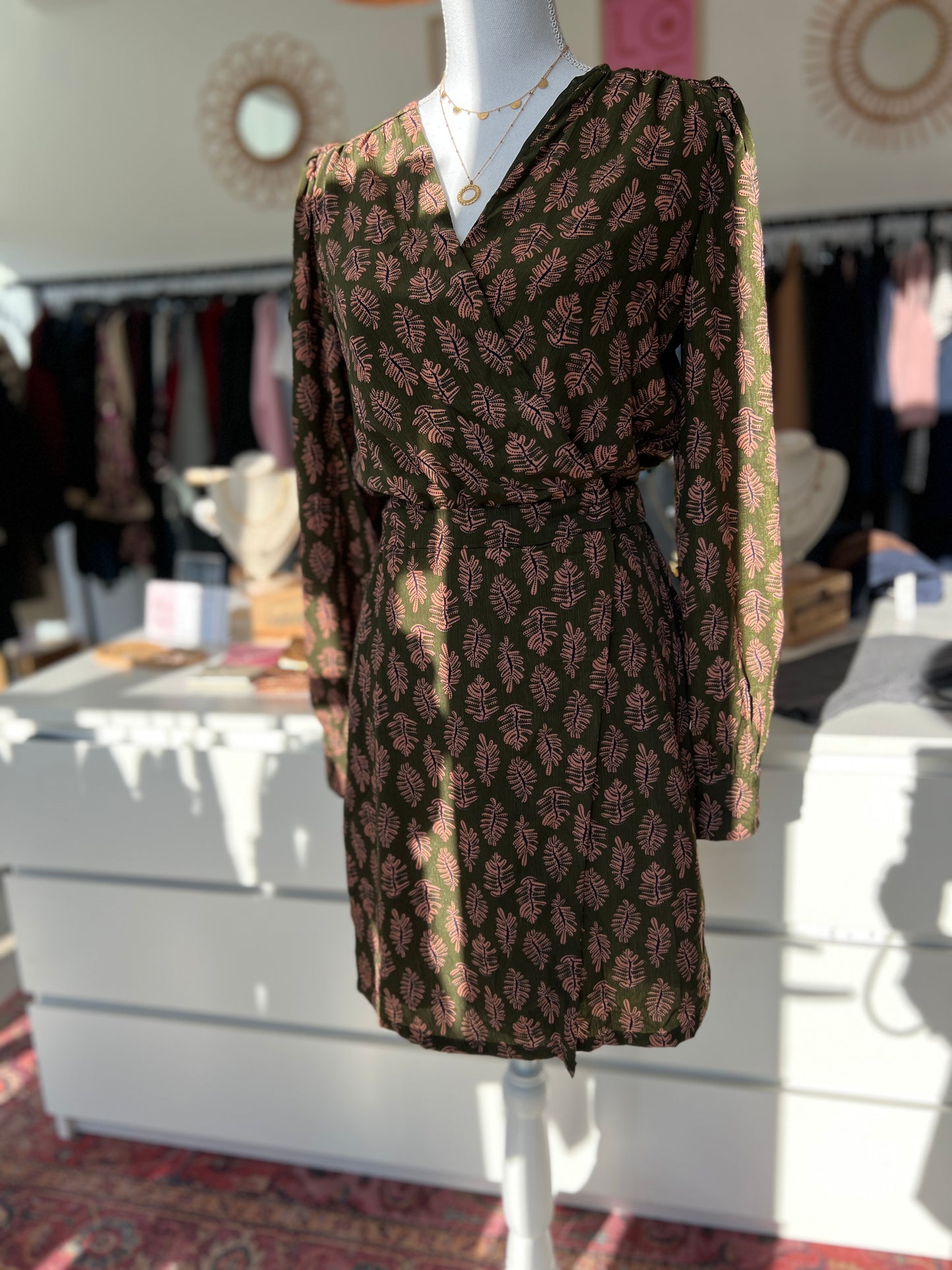 ROBE ROSE